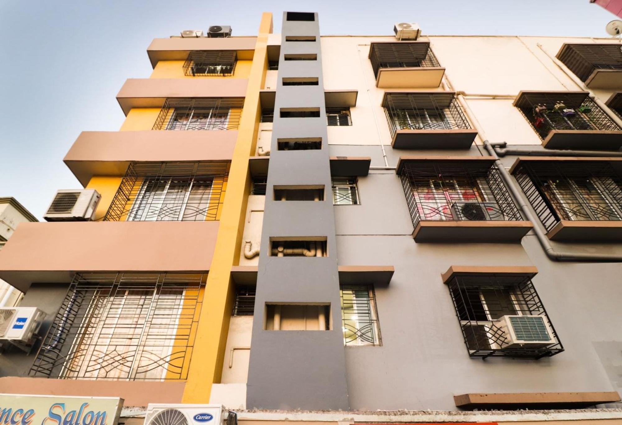 Hotel O Kuber Residency Near Birla Mandir Calcutta Exterior foto